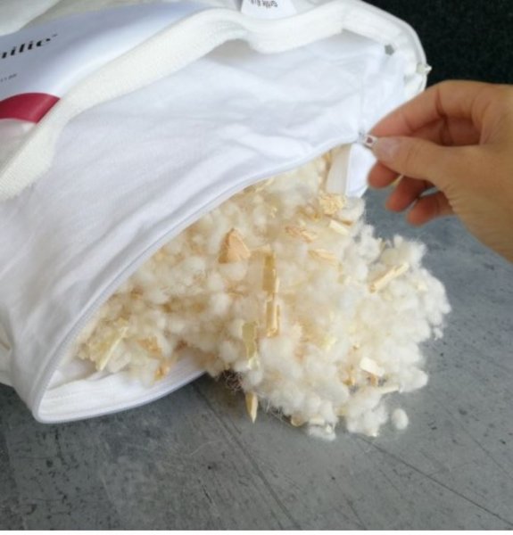 Produzione di cuscini di pino cembro in Svizzera