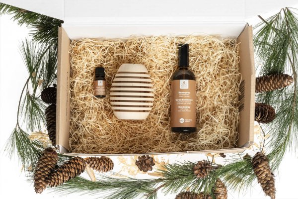 Geschenkset mit Duftholz Pine und Pinus Cembra Raumspray