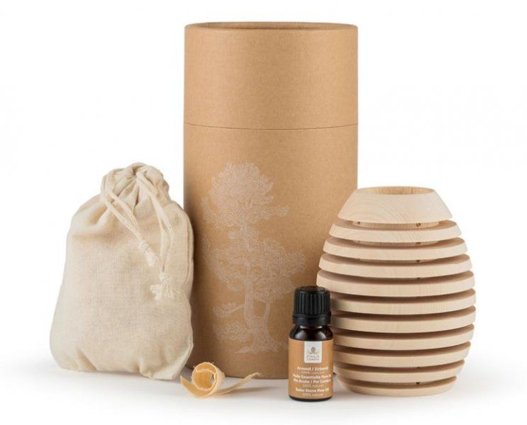 Duftholz Pine Pinus Cembra mit Arvenöl 10ml und Arvenspänen Duftholz Pine Pinus Cembra mit Arvenöl 10ml und Arvenspänen